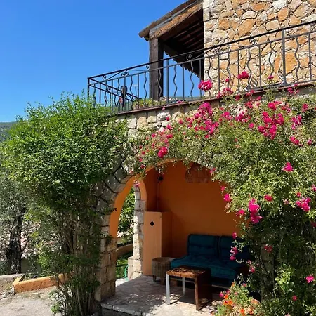 Lou Candelou 2* Grasse