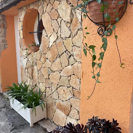 Lou Candelou 2* Grasse